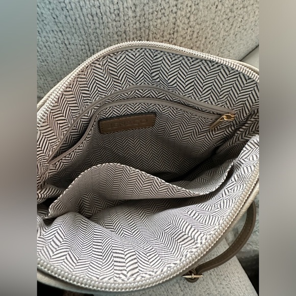 Small purse - Picture 3 of 3